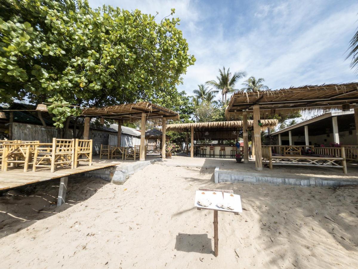 Isara Lanta Beach Resort Koh Lanta Exterior photo